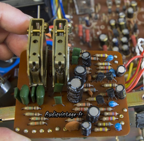 Luxman L-81